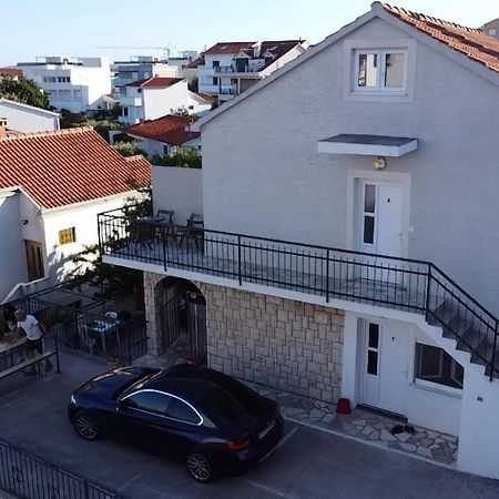 Apartments Suker Трогир Экстерьер фото