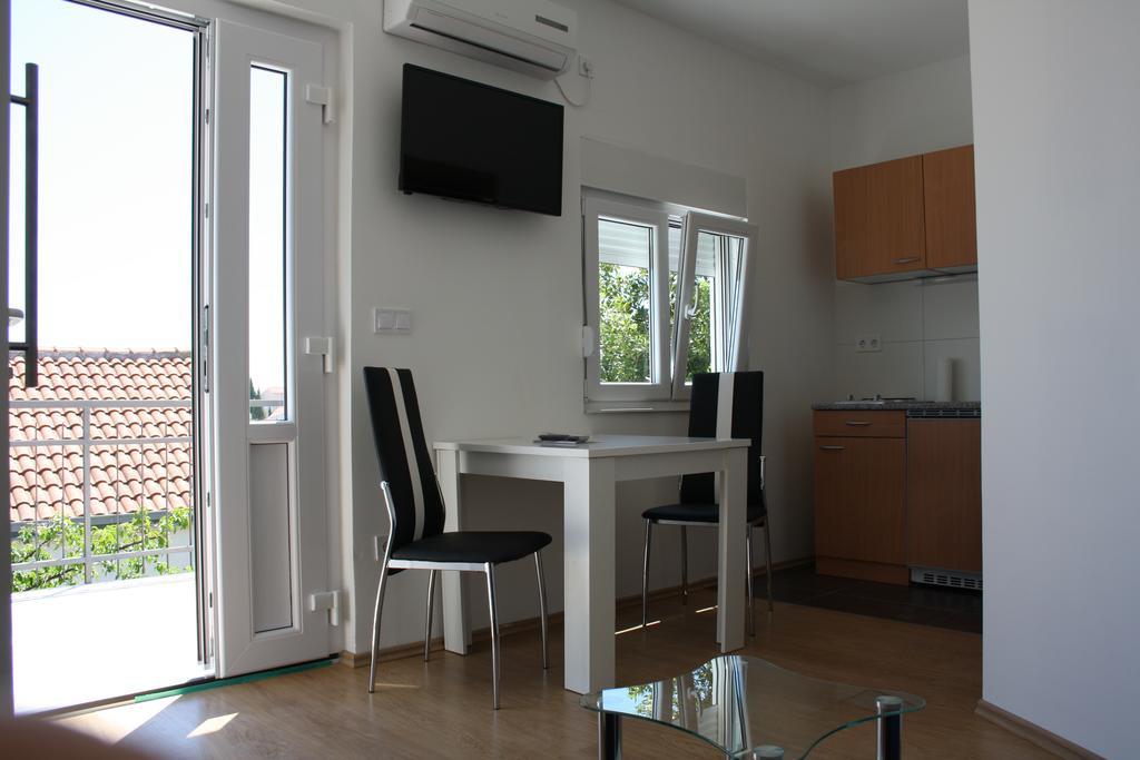 Apartments Suker Трогир Экстерьер фото