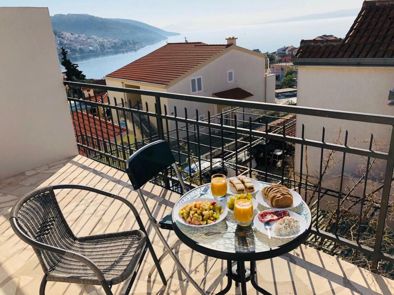 Apartments Suker Трогир Экстерьер фото