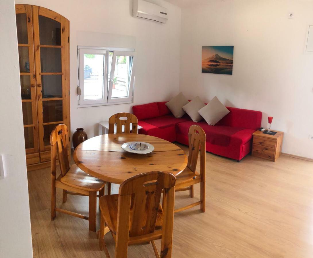 Apartments Suker Трогир Экстерьер фото